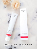 オーガニック認証のハンドクリーム🌿Dr.ハウシュカ　ハンドクリーム使ってみました。こっくりとしたテクスチャーのクリームです。肌に伸ばしてみると、するすると心地よい塗り心地。香りが良&hellip;のInstagram画像