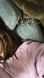 𖤣𖥧𖥣𖡡𖥧𖤣⁡首と肩がホッとする枕/ベーシック寒い時期、なかなか寝つけない人に使ってほしい...スイッチを入れると、5分でじわ〜っと枕が温まるの☺️❤️&zwj;🔥首と肩を40℃でじんわり温め&hellip;のInstagram画像