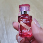 HABAローズスクワラン🌹高品質のスクワラン🌹継続中です💁@haba_jp🎀🎀🎀🎀🎀🎀🎀🎀🎀余計なものを何ひとつ加えずに99.9%まで不純物を取り除いたピュアオイル🤲🌹バラの心地よ&hellip;のInstagram画像