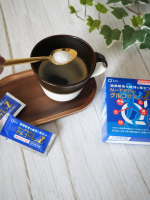 産後、肩や膝の健康維持を心がけるようになって&hellip;N-アセチルグルコサミンZを始めてみたよ✨粉末タイプだから飲み物に混ぜやすい！ほんのり甘みがあるから、コーヒーに入れるとちょうどいいお味に☕️&hellip;のInstagram画像