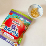 .【幼児期の食べるチカラを育てる！こども食育グミ】栄養バランス、安全性、美味しさ、食べやすさ、続けやすさなどを追求して開発された栄養機能食品◎もちもちしていておやつ感覚で食べられちゃ&hellip;のInstagram画像