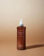 ぷるんっ🫧新感覚の ジェルワセリン 使ってみたよ🤍ワセリンなのに✔ ベタつかない✔ のびが良い✔ すーっとなじむジェルタイプだから、お風呂上がりにサッと塗れてボディケアが本当に楽✨&hellip;のInstagram画像