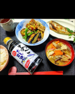 .昨日の夕食寺岡有機醸造さま @teraoka_soy_sauce の『寺岡家のあごだし醤油』を使い、けんちん汁と茄子とれんこんのはさみ揚げを作りました。かつおのだし醤油を使ったことがありま&hellip;のInstagram画像