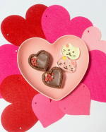 ♡♡あと少しでバレンタインだね🩷🩷共立食品さまのバレンタインキット商品を紹介します\( &circ;o&circ; )/💞今回作ったのはにゃんぷちカップチョコとチョコタルト( ﹡&circ;o&circ;﹡ )🍫に&hellip;のInstagram画像