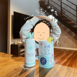 .意外と忘れてしまいがちな頭皮のUVケア👒☀️無色素・無香料・無鉱物油ノンパラベン・ノンアルコールなのでデリケートな子ども肌にもうれしい💭👧🏼1歳〜使えるそうです！さっそく娘もママ&hellip;のInstagram画像