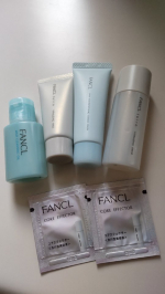 toiro バイタライジングを2週間、朝晩使ってみました。続けて感じたのは、肌が落ち着いている時間が長くなったこと。以前は日中の乾燥が気になっていましたが、最近は頬に手を当てると、やわらかさが&hellip;のInstagram画像