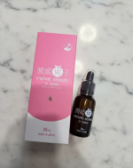 潤姫桃子 S1美容液🍑とろっとした見た目なのに、肌にのせるとびっくりするくらいサラッ✨ベタつかず、すーっとなじんで肌表面は軽いのに、内側はしっとり潤う感じ。重ねてもヨレにくいから、朝の&hellip;のInstagram画像