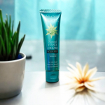 ALOE MOISTURE（アロエモイスチャー）🤍🌿最近ほんまに手の乾燥がひどくて、スマホ触るたびにカサつきが気になってた。保湿力が高いのにベタつかないって聞いて正直ちょっと半信半疑で使い&hellip;のInstagram画像