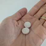 先日も紹介したはぴねすこどもサプリ！2歳と4年生のこどもがお気に入りで継続して食べてくれています♪偏食のひどい2歳の娘はとくにお気に入りで、1日2つ目安なので2つしかあげていませんが、もっとち&hellip;のInstagram画像