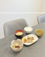 👶🏻🍼 ˗ˏˋ 𝕥𝕙𝕒𝕟𝕜 𝕪𝕠𝕦 🎈ˎˊ˗ 𓂃𓂃𓂃𓂃𓂃𓂃𓊝𓄹𓄺𓂃𓂃𓂃𓂃𓂃𓂃冷蔵庫にあるものを使い切りたいけど追加の食材は買い足したくない帰省前や旅行前にぴったりなFitDish🍴この日&hellip;のInstagram画像