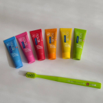 スイス発のプレミアムケア、クラプロックスの「ビーユー 歯みがきボックスセット」​このカラフルなセット！🌈6種類のフルーツフレーバーが10mlのミニサイズになっていて、アップル&times;アロエや、スイカ&hellip;のInstagram画像