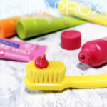 .スイス発！カラフルでフレッシュクラプロックスビーユー 歯ブラシ＋歯みがきボックスセットクラプロックス定番の歯ブラシCS5460と6種類のカラー＆フルーツフレーバーのクラプロックスビーユー&hellip;のInstagram画像