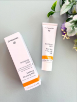 #PR #drhauschka #ドクターハウシュカ #オーガニックコスメ #monipla【ドクターハウシュカ クレンジングミルク 30ml トライアルサイズ】やさしい使い心地が印象的なクレ&hellip;のInstagram画像