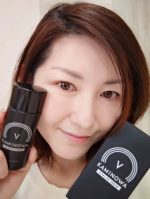 頭皮ケアしてるー？髪をバッサリ切って気分が変わったせいか、【頭皮ケア】に重点を置いているわたくし。そしてマッサージ効果で肌を引き上げる作戦🤣♡グッドタイミングでmade in JAPANのコ&hellip;のInstagram画像