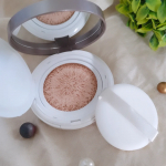 .最近のベースメイクはこれグロウ＆カバークッションファンデーション⸝⋆気になるシミをちゃんとカバーしたいけど厚塗り感は出したくない&hellip;そんな日にぴったりです.ポンポンとのせるだけで、シミ&hellip;のInstagram画像