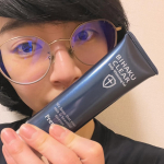 今回は、薬用美白オールインワンゲル「ビハククリア プレミアム」を使ってみました✨こちらは、シミ・そばかす対策にうれしい薬用美白ゲル。テクスチャーは、ぷるんとしたみずみずしいゲル。肌にのせる&hellip;のInstagram画像