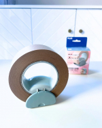 ．クラフトテープって家の中で転がっていたり側面に汚れがついたりしがちだけど「スタンドカット」ならきれいに保管して使えるのが便利✨カッター部分が台座の役割をして自立する設計なので側面にホコ&hellip;のInstagram画像