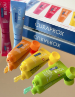 🪥🇨🇭カラフルで見た目が可愛いだけじゃなく、機能性も抜群のCURAPROX🇨🇭〈CURAPROX BE YOU〉歯ブラシ＋歯みがきボックスセットCS5460歯ブラシ🪥は、ふわふわの磨&hellip;のInstagram画像