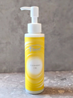 ピアベルピア　クレンジングオイルを使ってみました✨　アルガンオイルや、アマニ油など8種の植物油※1をベースにした、オイルタイプのクレンジングです💛しっかりメイクや、ポイントメイクもするりと馴染ん&hellip;のInstagram画像