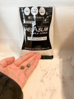 ヘラスリム トリプルストックを飲んでるよ🌿「ヘラスリム」シリーズの新商品で、 体重・お腹の脂肪（内臓脂肪＋皮下脂肪）・ウエスト周囲径を減らすのを助けてくれる機能性表示食品。 さらにヤシ殻由来の活性炭&hellip;のInstagram画像
