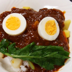 こちらを見てます。食べてあげますか？▶はい　いいえ#PR #野菜をMOTTO #母の日ギフト #野菜スープ #moniplaのInstagram画像