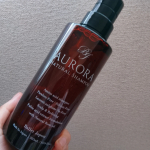 オーロラシャンプーを使用してみました🩵まだ使い始めたばかりですが髪の広がりが今まで気になっていましたがまとまりやすくなった気がします！このまま使い続けて綺麗な髪を目指したいです🩵#PR #株式&hellip;のInstagram画像