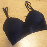 #PR #株式会社ファストノット #BELMISE #グラビティナイトブラ #monipla最近、年齢が上がってきたこともあり、バストケアを頑張りたいな〜って思い、「グラビティナイトブラ」を使&hellip;のInstagram画像