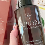 #PR #株式会社シーズ以前ご紹介した【アミノ酸オーガニックシャンプー】オーロラシャンプーその後も引き続き使っています。泡立ちはやさしいのに、頭皮までしっかり洗えるような感覚のある使い心&hellip;のInstagram画像