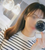 ヘアケア大好きで色々使っているのですが、直近で1番驚いたsoroプロケアシャンプー&トリートメント、トリートメント専用ブラシのキュアの合わせ使い！髪を乾かしている時も、なんとなくいつもよりさらさ&hellip;のInstagram画像