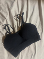 ......日中も夜も使えちゃうから１枚だけだと洗濯中恋しくなるくらい愛用、、❤︎ほどよい締め付け感で守れてる感じが◎縦も横もホールドしてくれてる感じがあるからほんとに買い足し検討中🤔&hellip;のInstagram画像