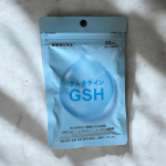 グルタチインGSH🩷🩷美容クリニックで人気の&ldquo;白玉点滴系&rdquo;の成分がおうちで手軽に摂れるの〜嬉しい🥺✨粒は小さめで飲みやすくて続けやすい◎クセもないから毎日の習慣にしやすい！ビタミンC&hellip;のInstagram画像