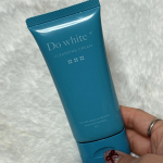 W洗顔いらずでここまでスッキリ落ちるの、正直びっくり😳✨薬用天然クレンジングのDoWhite+（ドゥホワイトプラス）は✔ メイク落とし＋洗顔がこれ1本✔ 忙しい日でも時短ケアが叶う💭しかも&hellip;のInstagram画像