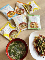 𖥧 𖥧 𖧧 ˒˒. . 𖡼.𖤣𖥧 ⠜ お昼は、味噌汁と手作りお好み焼き！湯を注ぐだけで、簡単に出来るお味噌汁を頂きました♡マルトモ鰹節屋のこだわり椀 国産具材のおみそ汁・スープ　5&hellip;のInstagram画像