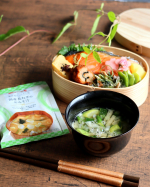 マルトモさまの通販限定の「鰹節屋が素材にこだわったフリーズドライみそ汁＆スープ」をモニターさせていただきました。実際に試してみて、まず感じたのは、だしの完成度の高さでした。インスタントとは思え&hellip;のInstagram画像
