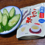 玉露園の減塩こんぶ茶を使って梅と大葉のワンパンパスタとキュウリの浅漬こんぶ茶と和菓子の写真です。梅と大葉のワンパンパスタは鍋に水とこんぶ茶をいれて混ぜて溶かし沸騰させスパゲッティを茹でます&hellip;のInstagram画像