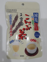 減塩こんぶ茶玉露園さんの商品です。そのまま飲むのもよし、こんぶ茶のうまみが美味しいです。冷やして飲むとさらに美味しかったです。減塩タイプなので塩分が気になる人にもおススメですね。こ&hellip;のInstagram画像