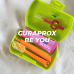 @curaproxjapan🦷クラプロックスビーユー🦷旅行用トラベルセットスイス発ポーチに入る歯みがきセットなの🪥CS5460歯ブラシは天使の歯ブラシ言われるほどふわふわやわらかく、と&hellip;のInstagram画像