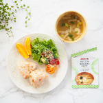 . お湯を注ぐだけで本格的な味わい𓂃 𓈒𓏸 マルトモ  通販限定！鰹節屋が素材にこだわったフリーズドライみそ汁&スープ✨ 　☑︎国産あおさのおみそ汁　☑︎国産長ねぎのおみそ汁　☑︎国&hellip;のInstagram画像