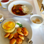 マンゴーフェア🥭✨マンゴーミニパンケーキといつものプラントカレー🍛、開店から１時間は飲み物が無料😱✨さすがに夏休みなので混雑してた😁😃#IKEA#レストラン#マンゴーフェア#カフェ&hellip;のInstagram画像