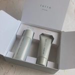 toiro バイタライジングドロップ・ミルク化粧水はトロッとしていてとても肌馴染みが良いです。ミルクは肌を包み込み様な優しいつけ心地。ベタつかないのに、しっとり！ゆらぎがちなお肌なので&hellip;のInstagram画像