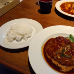 KUBOTA食堂さんイチオシのハンバーグステーキとオムライス♪ハンバーグはジューシー、オムライスはトロトロで中は白飯タイプでした。また行きます！#PR #野菜をMOTTO #カレー #カレーラ&hellip;のInstagram画像