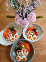 🦐🥚🍅おうちランチ🍅🥚🦐時差投稿ですが、夏休みのお昼ごはんに『冷やし中華』暑い日だったので冷たい麺のリクエスト！今年最初で最後の冷やし中華になりました✨ゆで卵も希望通りに半熟卵になり、&hellip;のInstagram画像