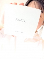 🤍日差しが強い日が続くと肌がくすんだ感じがする（※1）ので、本格的に夏が始まる前に、toiroバイタライジングを使い始めました🥰ナイアシンアミドでシワ改善と美白（※2）ケアが同時にできて、うれし&hellip;のInstagram画像