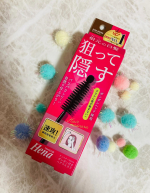 テンスター Hena ポンポン付きヘアマスカラ　使っています。実際に使ってみたところ、出かける間際に目立つ白髪にささっとつけやすかったです。すぐに乾いて、色移ることも私の場合はなかったし、わず&hellip;のInstagram画像