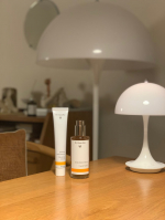 &hellip;🌿【Dr. Hauschka クレンズクリーム & フェイシャルトナー】朝晩のスキンケアに取り入れているドクターハウシュカのクレンズクリームとフェイシャルトナー。クレンズクリームは&hellip;のInstagram画像