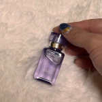 使い始めてしばらく経ったので、最近お気に入りの「ラベンダースクワラン」をご紹介💜さらっと軽いテクスチャーなのに、肌になじませるとしっとり。ベタつきにくい使用感なので、スキンケアの最後にも取り入れ&hellip;のInstagram画像