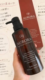 #PR #株式会社シーズ もう何本使ったか分からないくらい、長く使い続けているオーロラシャンプー✨続けて使っていて一番気に入っているのは、やっぱり洗い心地。少量でも泡立ちがよく、髪全&hellip;のInstagram画像