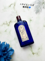＼明色美顔水💙薬用化粧水／@meishoku_corporation繰り返すニキビに明色さんの美顔水！サリチル酸配合の薬用ローションです。レトロなパケが可愛いよね～😊みんなもドラッグ&hellip;のInstagram画像