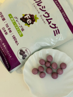 グミってでなんでこんなに美味しいんだろ。カルシウム補給しつつカミカミ。お仕事ちゃなのに止まらない笑#PR #有限会社ルーティ #スクスクのっぽくん #カルシウム #moniplaのInstagram画像