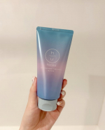 .水分と油分を&ldquo;いいとこどり&rdquo;したスペシャルヘアマスク✨－－－－－－－－－－－－－－－「hiritu バランスリペアヘアマスク　オーロラ」最近髪のゴワつきが気になっていて、愛用している&hellip;のInstagram画像
